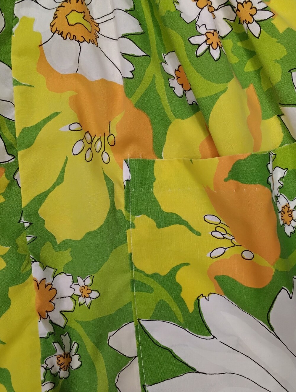 3958 Size XL Floral Green & Yellow Dress Made From A Vintage Curtain, Handmade. - Picture 2 of 5